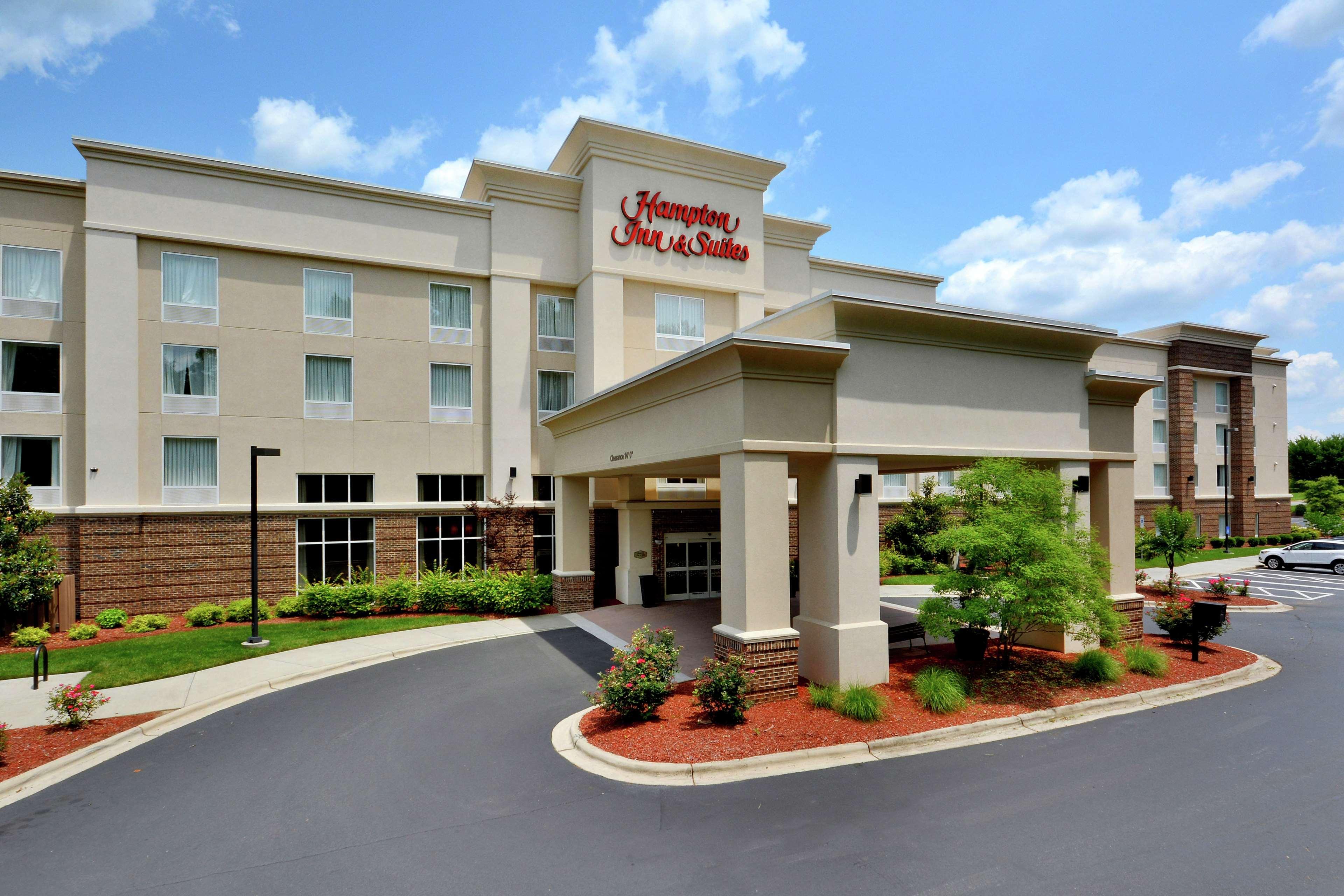 Hampton Inn & Suites Гантерсвілл Екстер'єр фото
