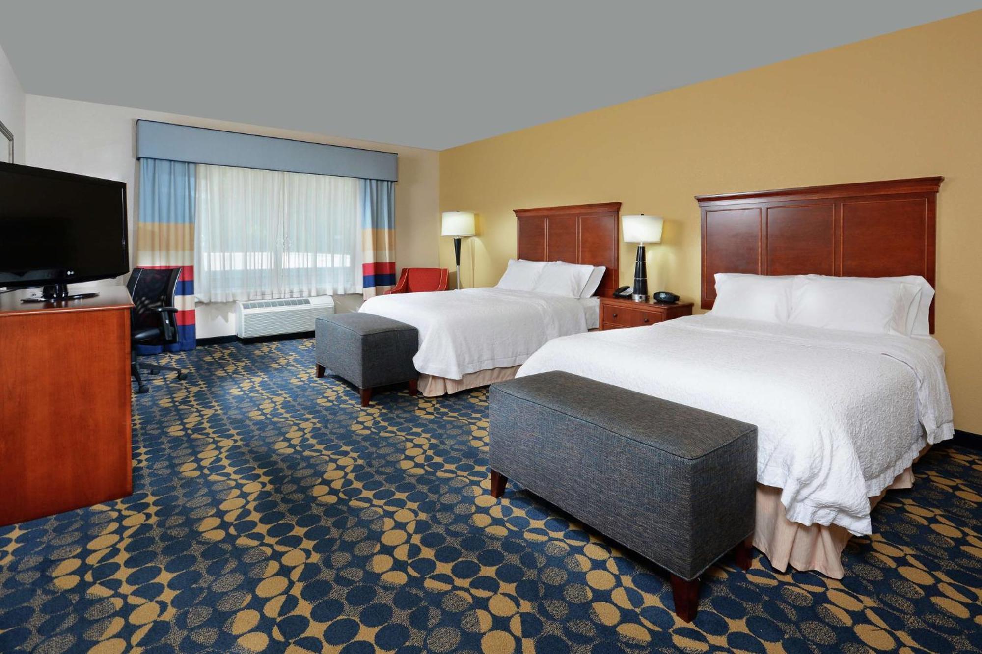 Hampton Inn & Suites Гантерсвілл Екстер'єр фото