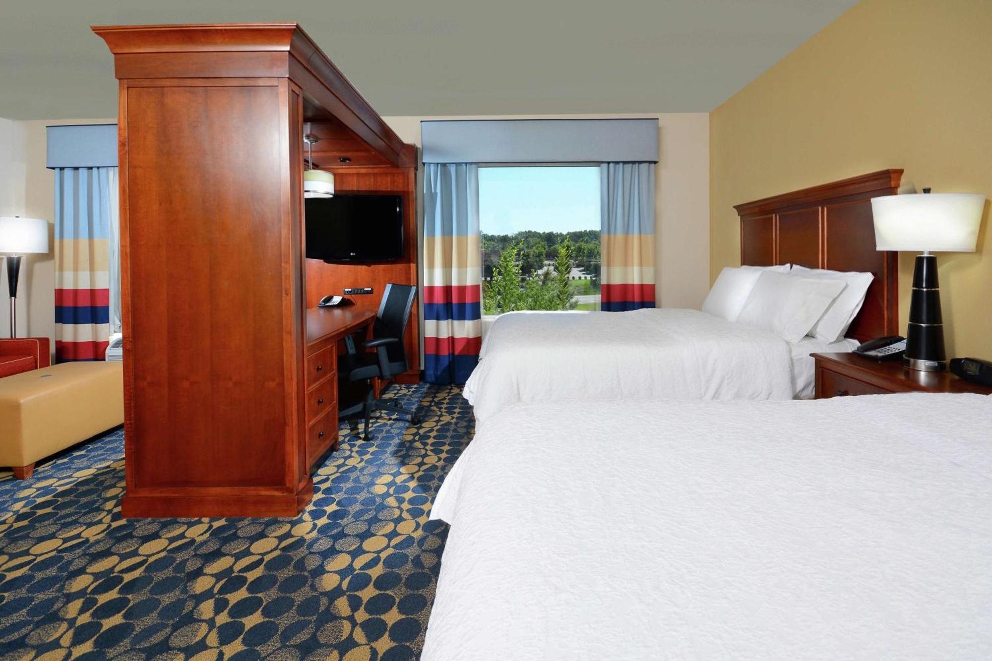 Hampton Inn & Suites Гантерсвілл Екстер'єр фото