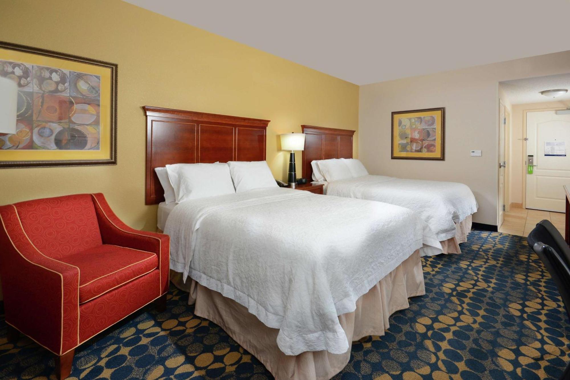 Hampton Inn & Suites Гантерсвілл Екстер'єр фото