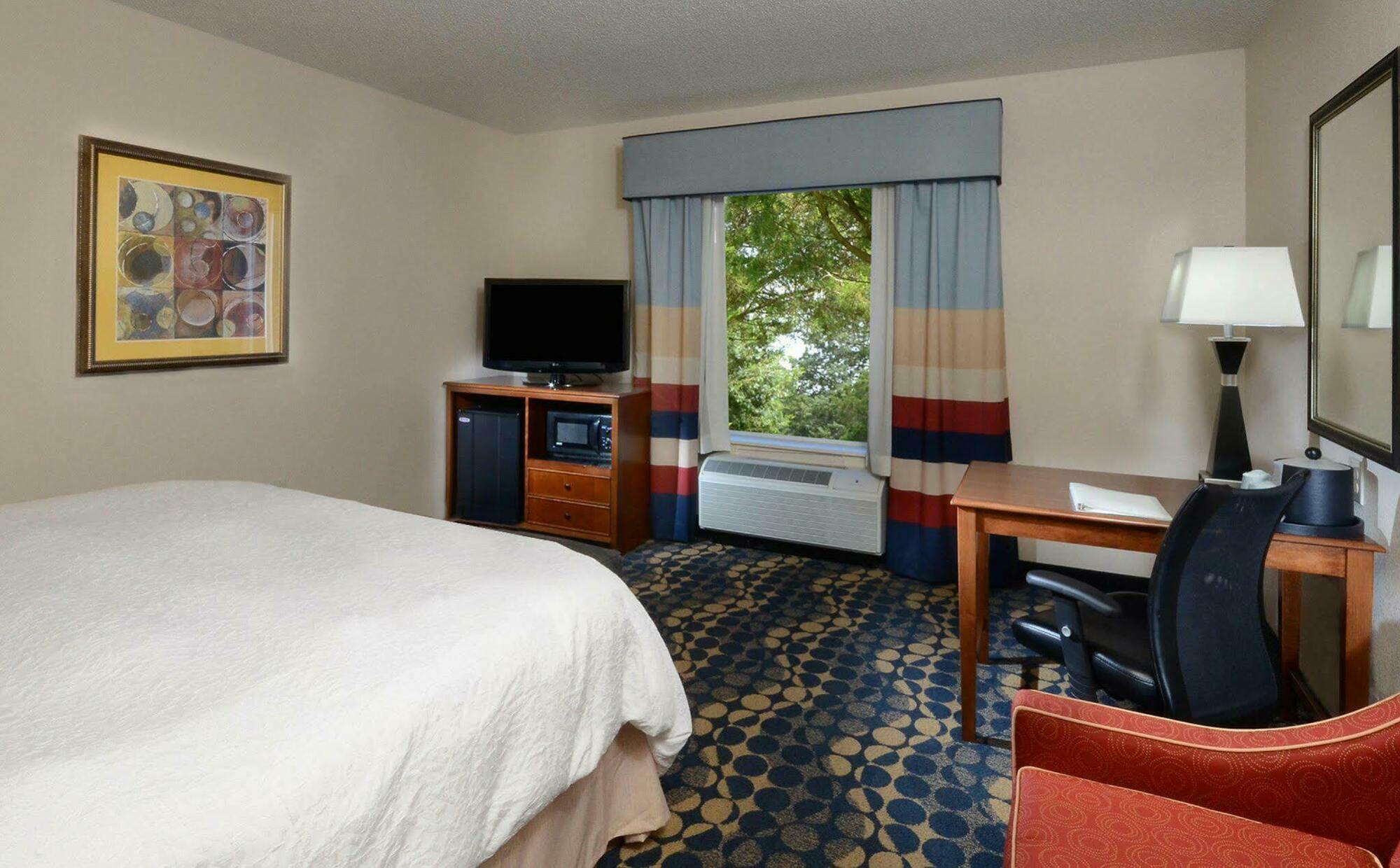 Hampton Inn & Suites Гантерсвілл Екстер'єр фото